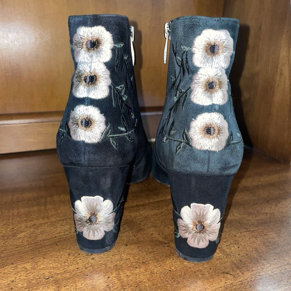 Franco Sarto Suede Embroidered Floral Block Heel Boots Black‎ Boho Groovy Sz 9